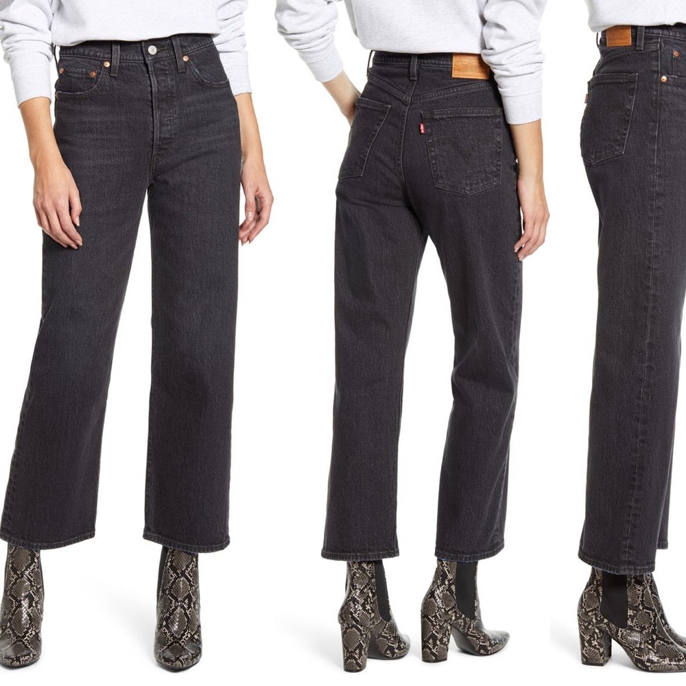 Levi’s Ribcage High Waist Ankle Straight Leg Jeans